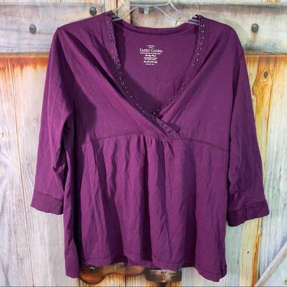 Faded Glory Tops - VGUC Faded Glory Surplice Embellished T-Shirt XL